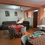 Chabela Host